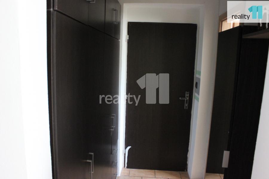 Pronájem pěkného bytu 1+1 svárov 37 m2 po rekonstrukci - 7