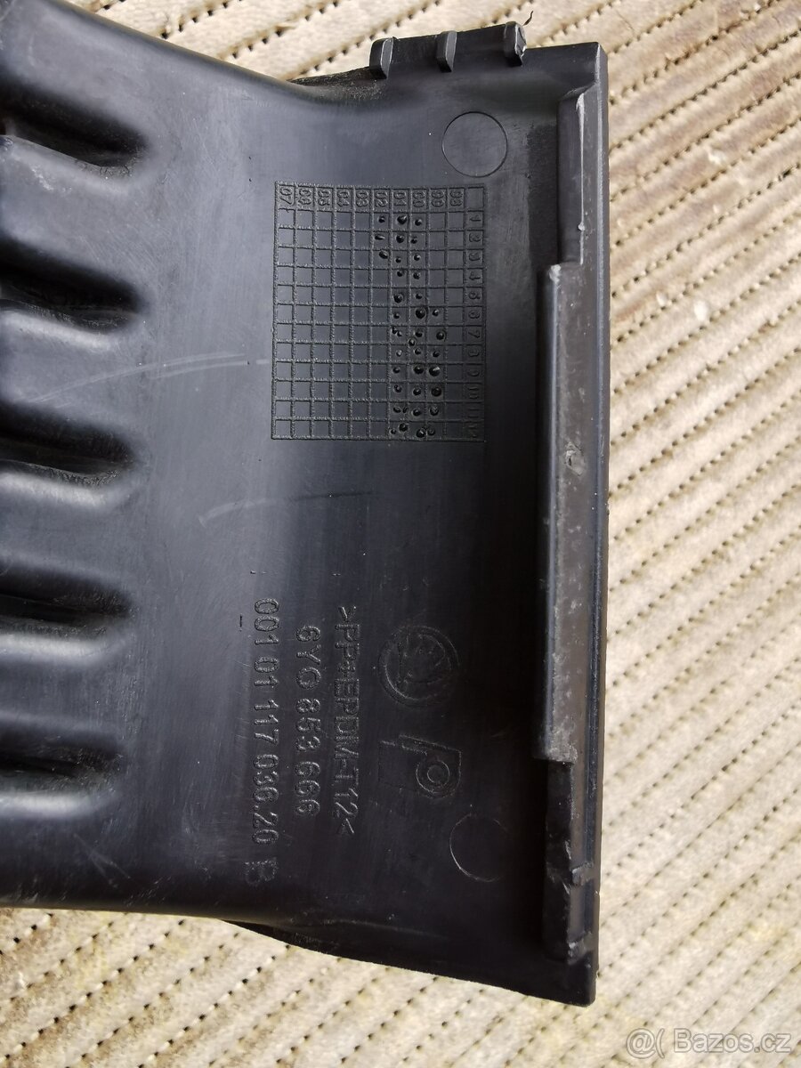 Škoda Fabia - Krytky předního nárazníku - 7