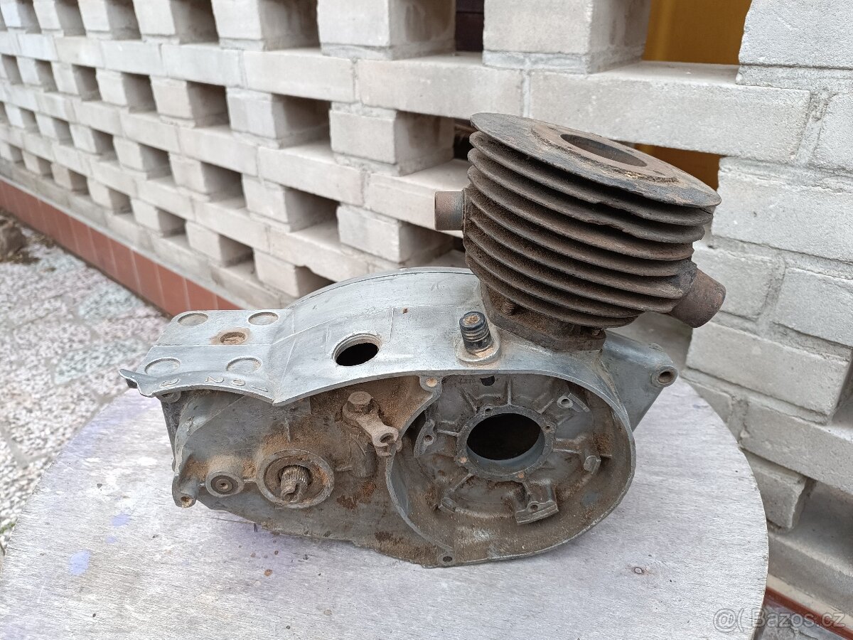 ČZ 125 B/T - 7