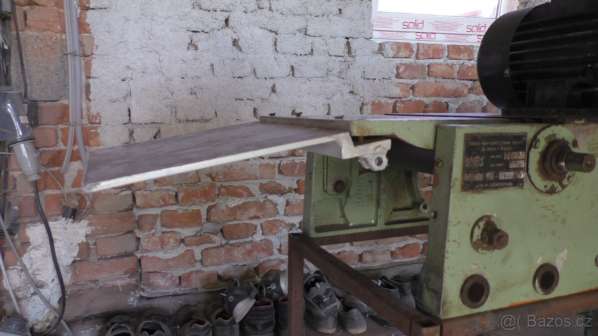 UMDS prodloužení předního stolu - 7