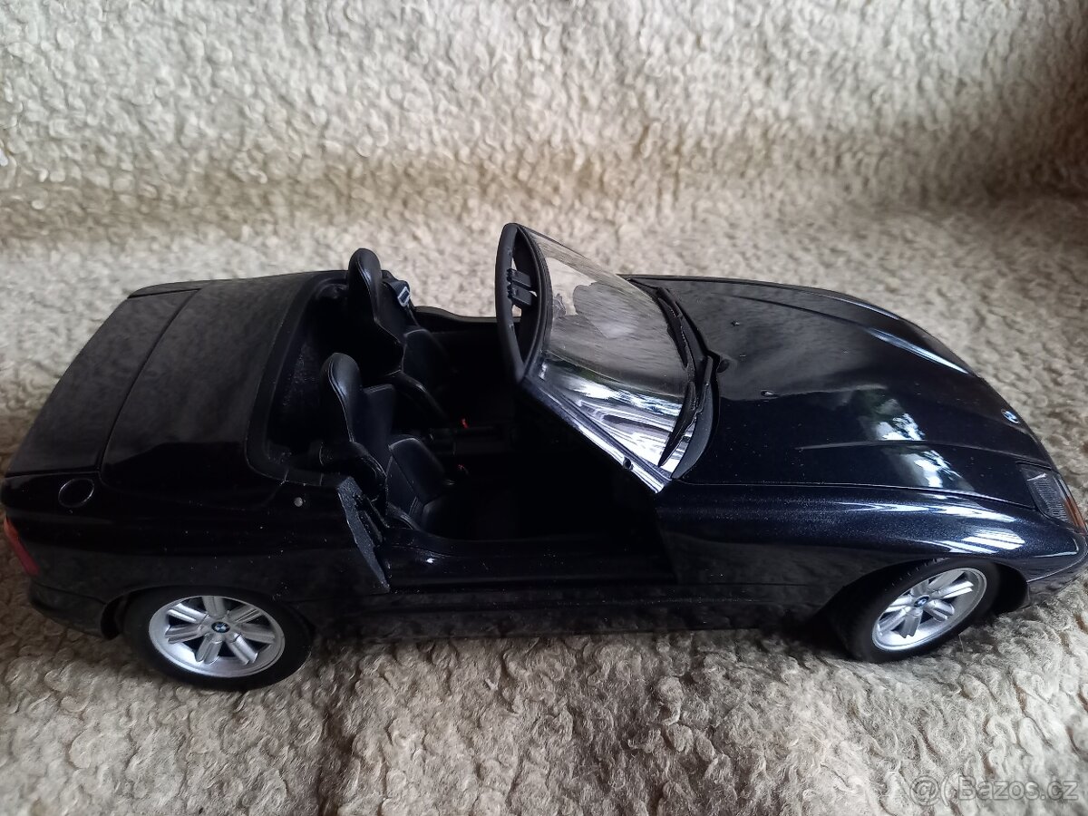 Prodám BMW Z1 - 1:18 - Minichamps, s originální krabicí - 7
