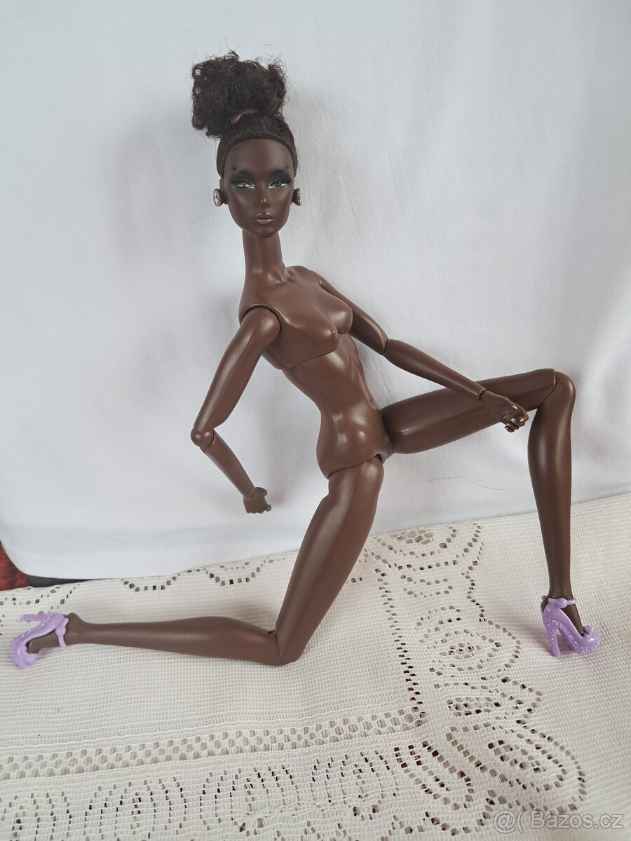 Sběratelská panenka Barbie černoška dovoz z Ameriky - 7