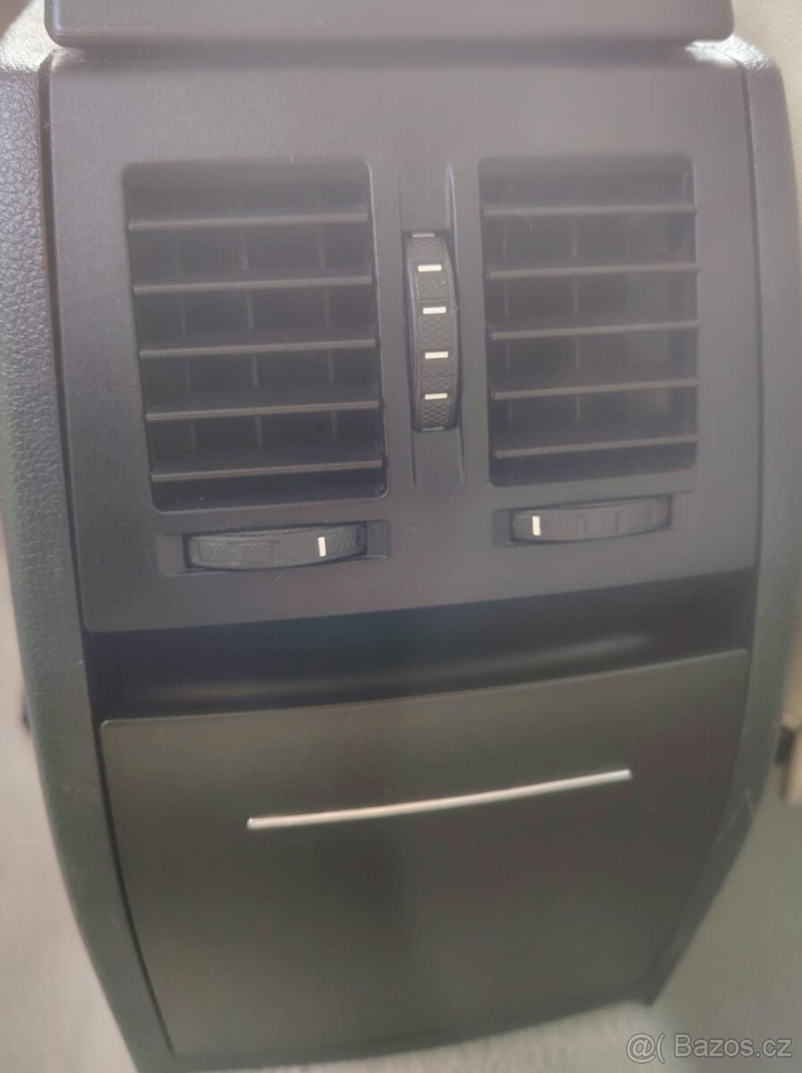 prodám výdechy topení do Škody Octavie 2 - 7