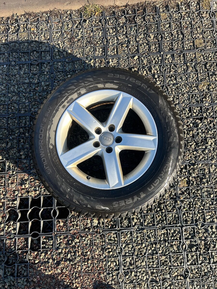 Audi Kola 235/65 R17 - 7