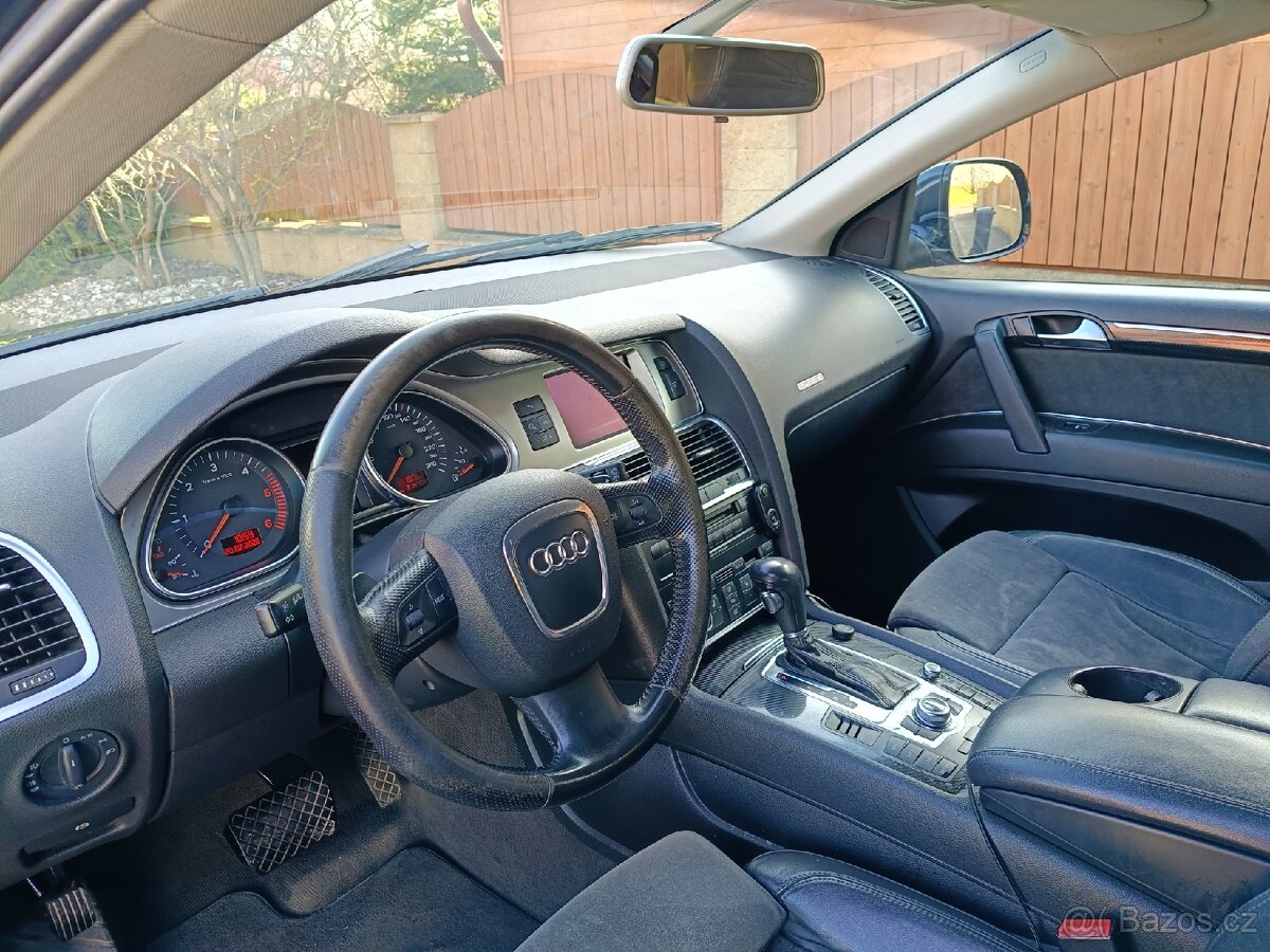 Audi Q7 3.0 TDI, krásný stav, po rozvodech - 7