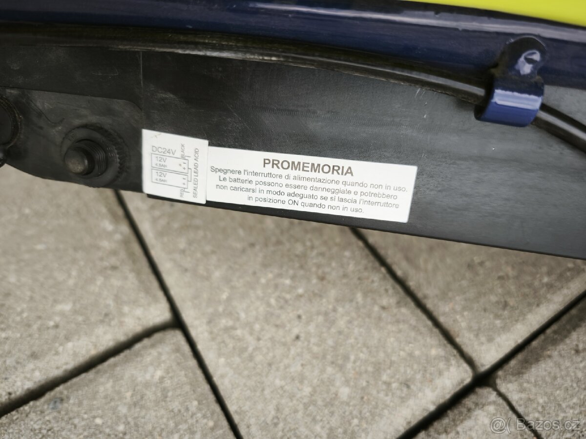 Dětská elektro-koloběžka - 7