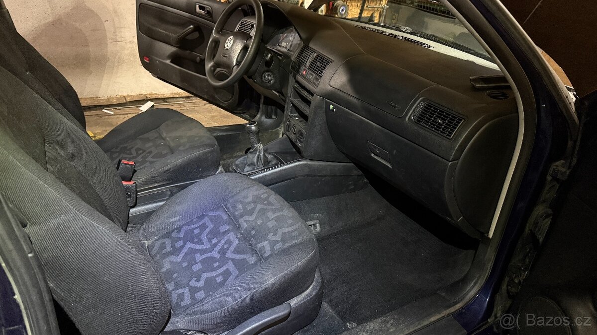 VW Golf IV 1.4 16V - 7