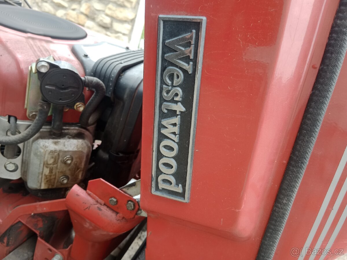 Malotraktor tovární výroby - 7