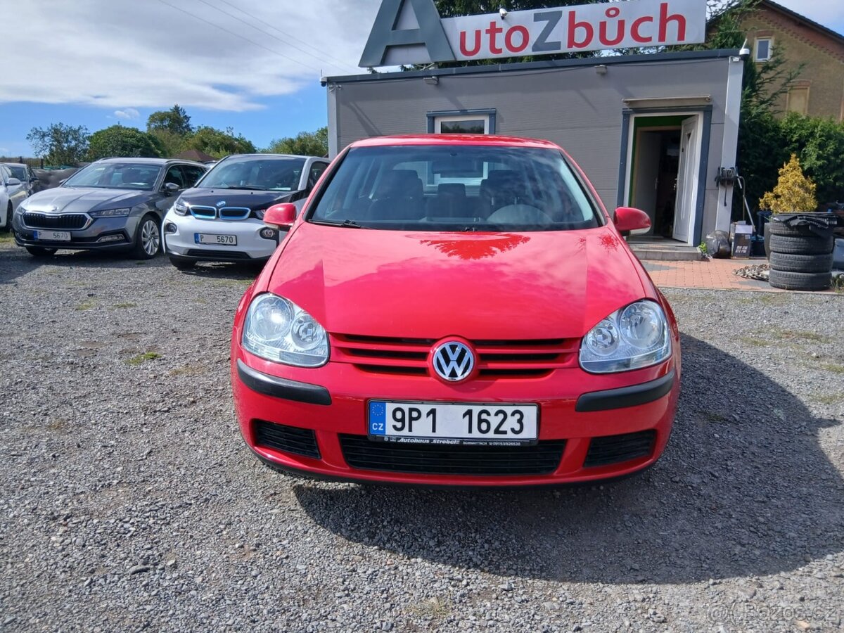 Volkswagen Golf 5, 1.4i - 7