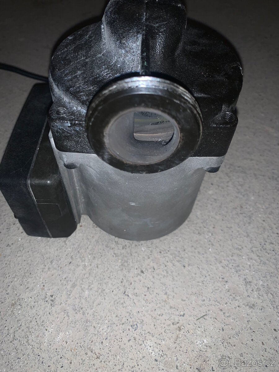 Oběhové čerpadlo Grundfoss UPS 25-70 130 - 7