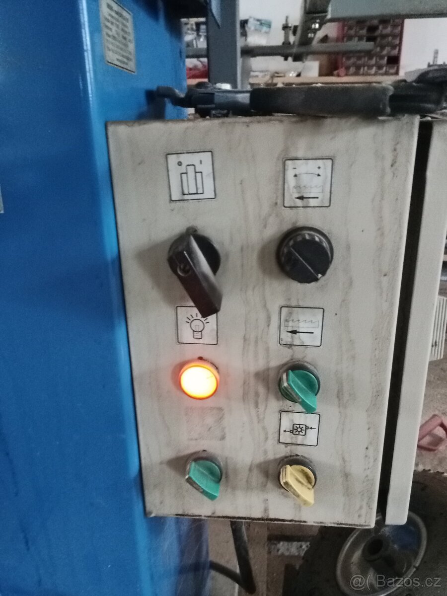 Kmenová pásová pila - 7