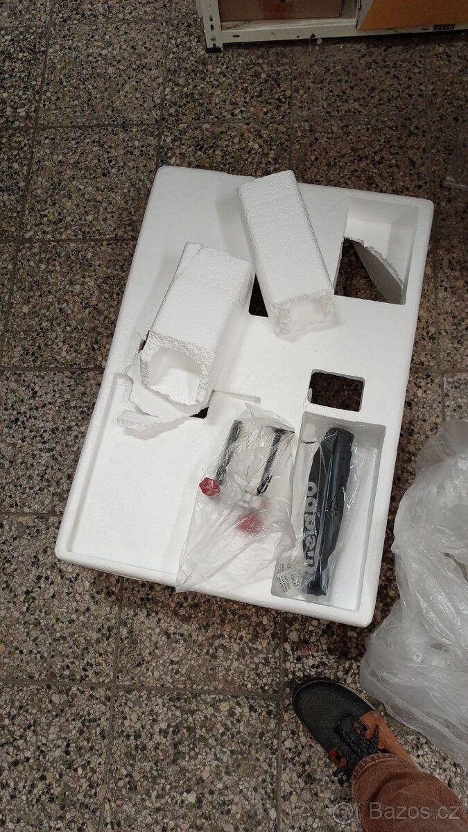 Metabo Kapovací pila KGS 254 M 613254000 - 7