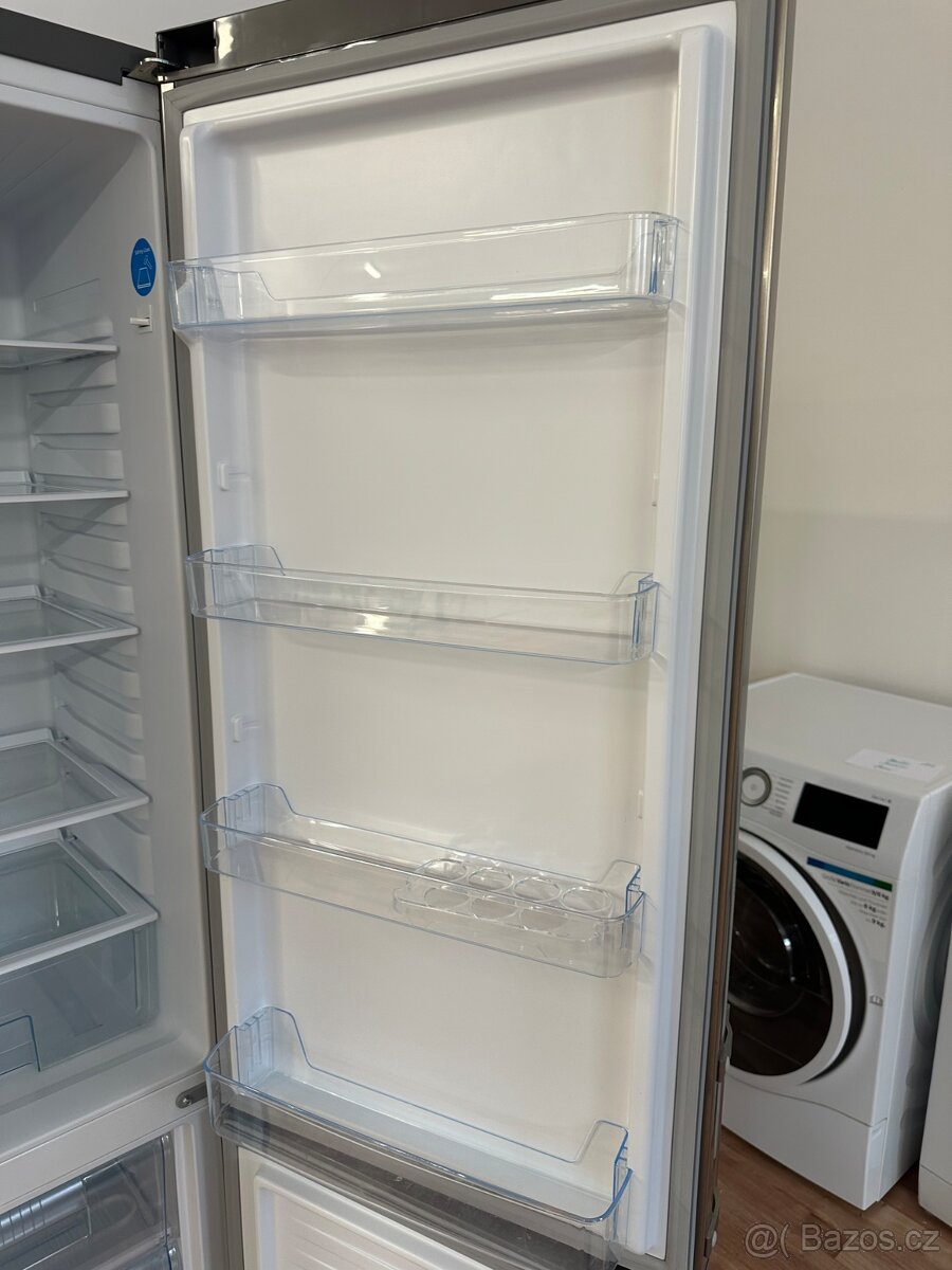 Lednice s mrazákem Premiere (282) - 7