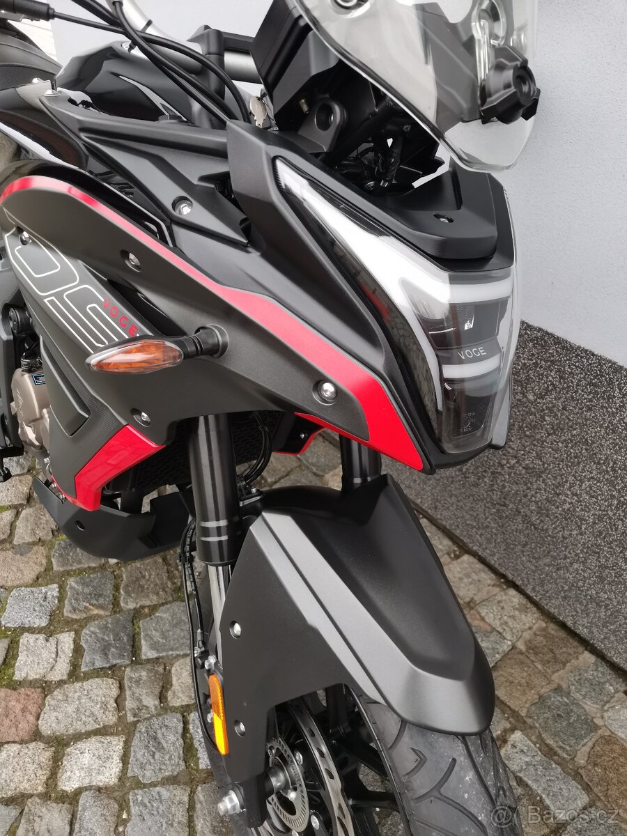Voge 300 - 7
