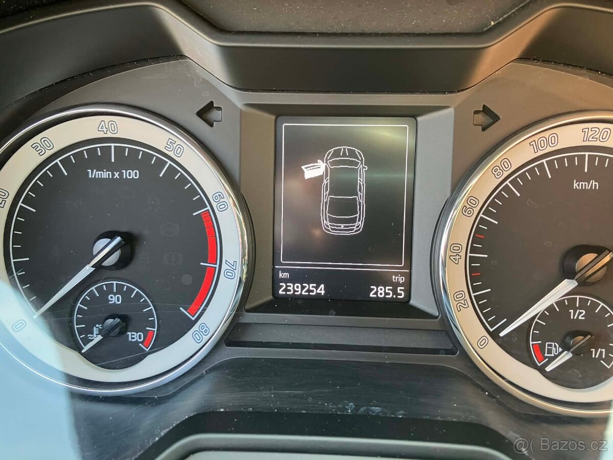 Škoda Octavia 1.4tsi - 7