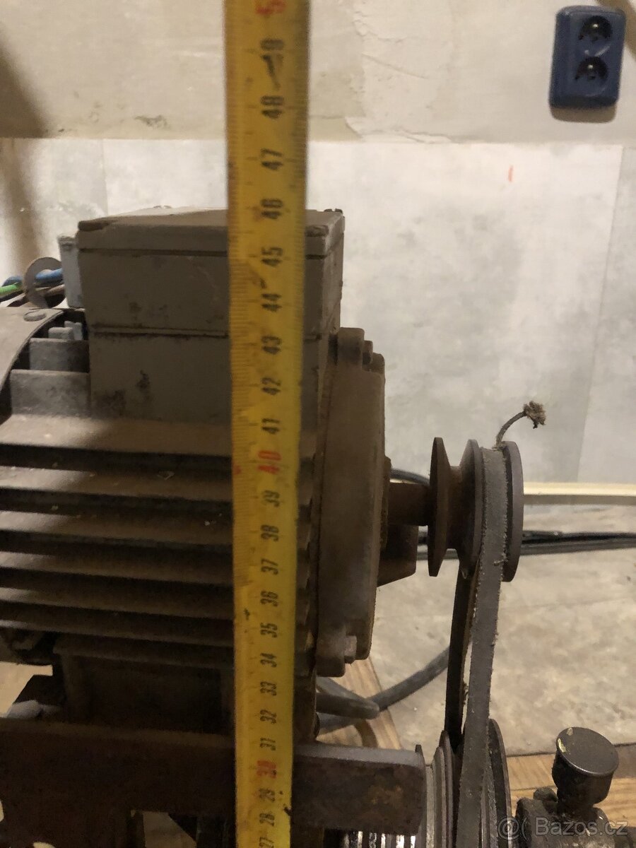 modelářky domácí soustruh - 7