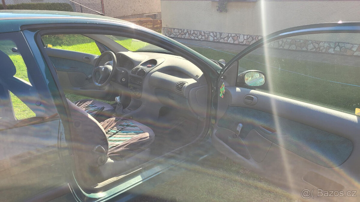 Peugeot 206, Hatchback; 1,1 / 44kW - 7