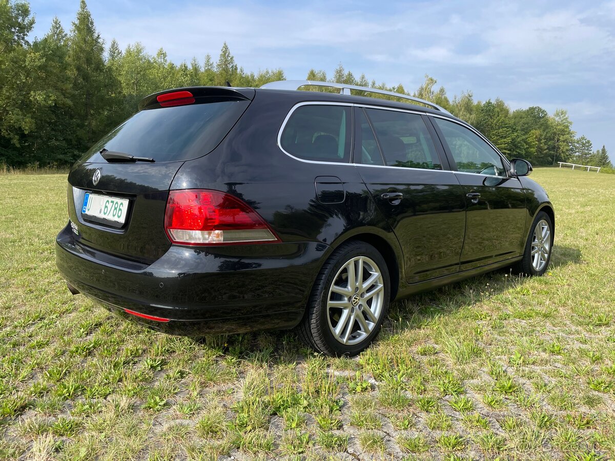 VW Golf VI 1.4 TSi r.v. 2010, serviska, bixenony, alcantara - 7