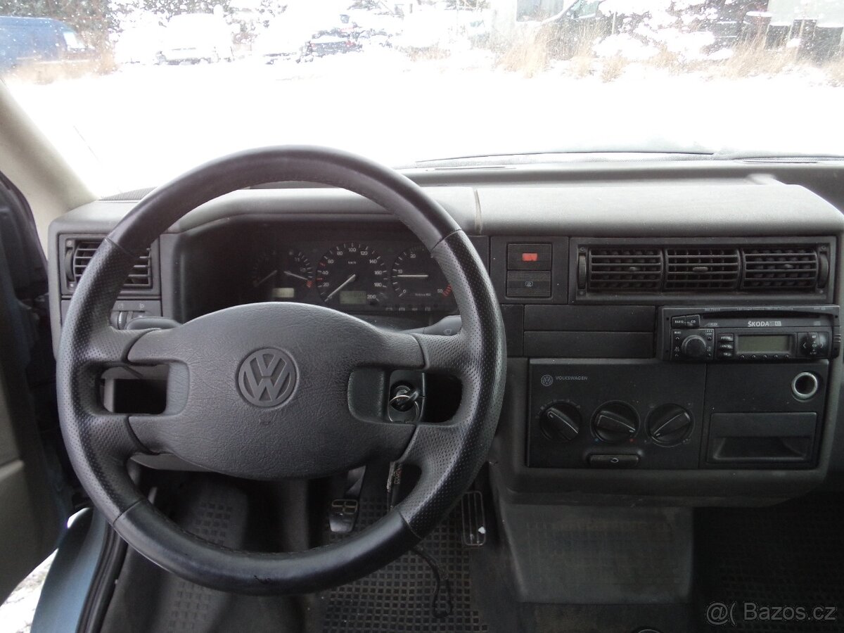 T4 2,5 75kw 5 míst - 7