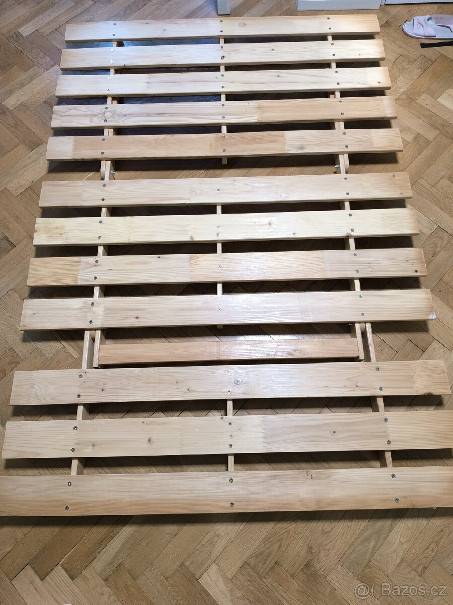 Rozkládací dřevěná postel/gauč 140x200 - 7