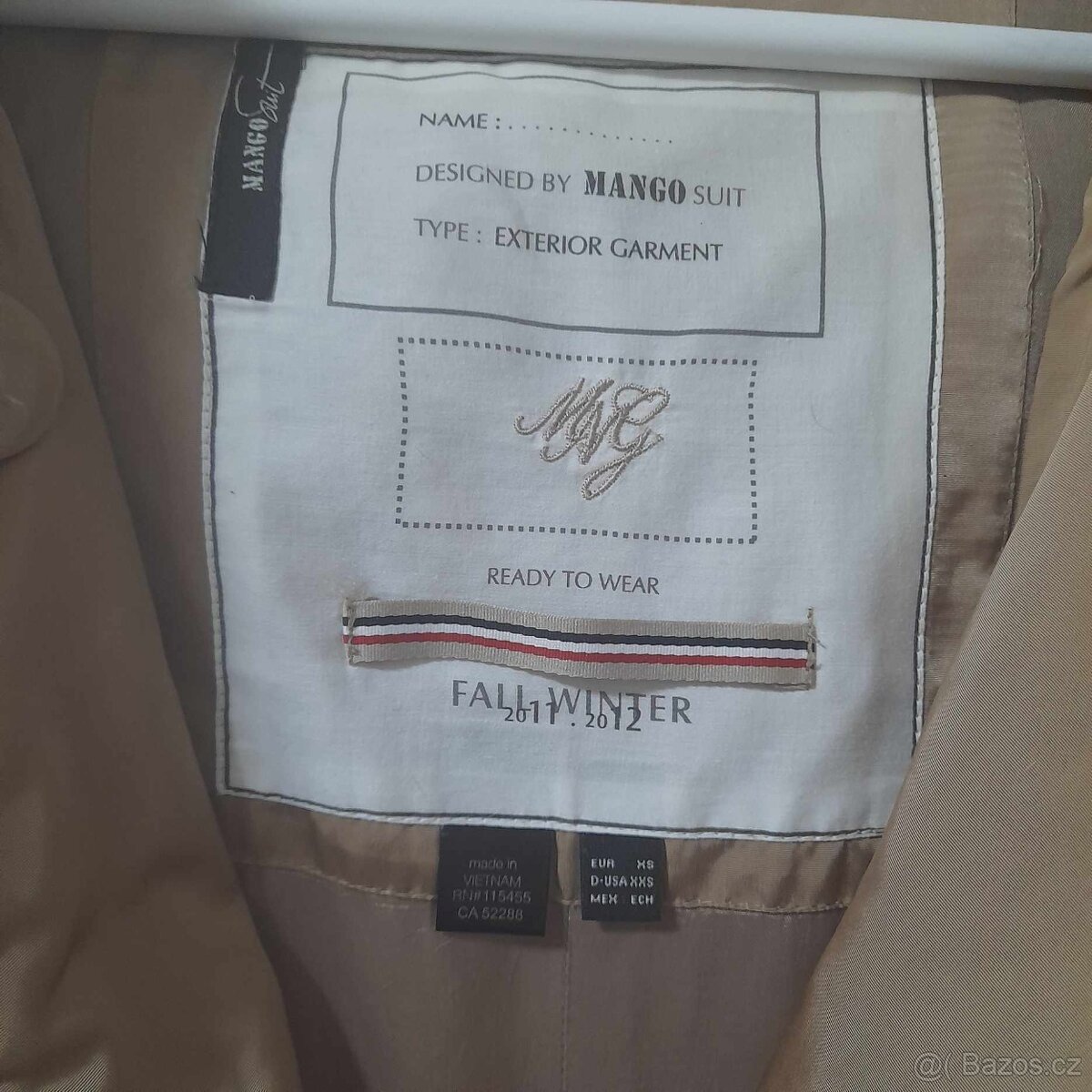 Bunda s límcovou kapucí - 7