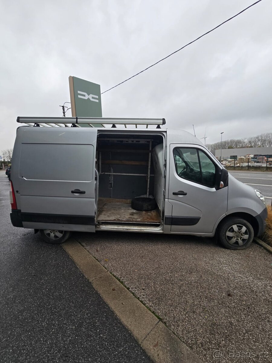 RENAULT MASTER 2,3 dci 92 kw 6 st. manuál 2013 - 7