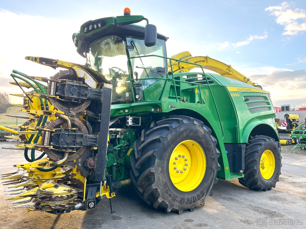 sklízecí řezačka John Deere 8300 - 7