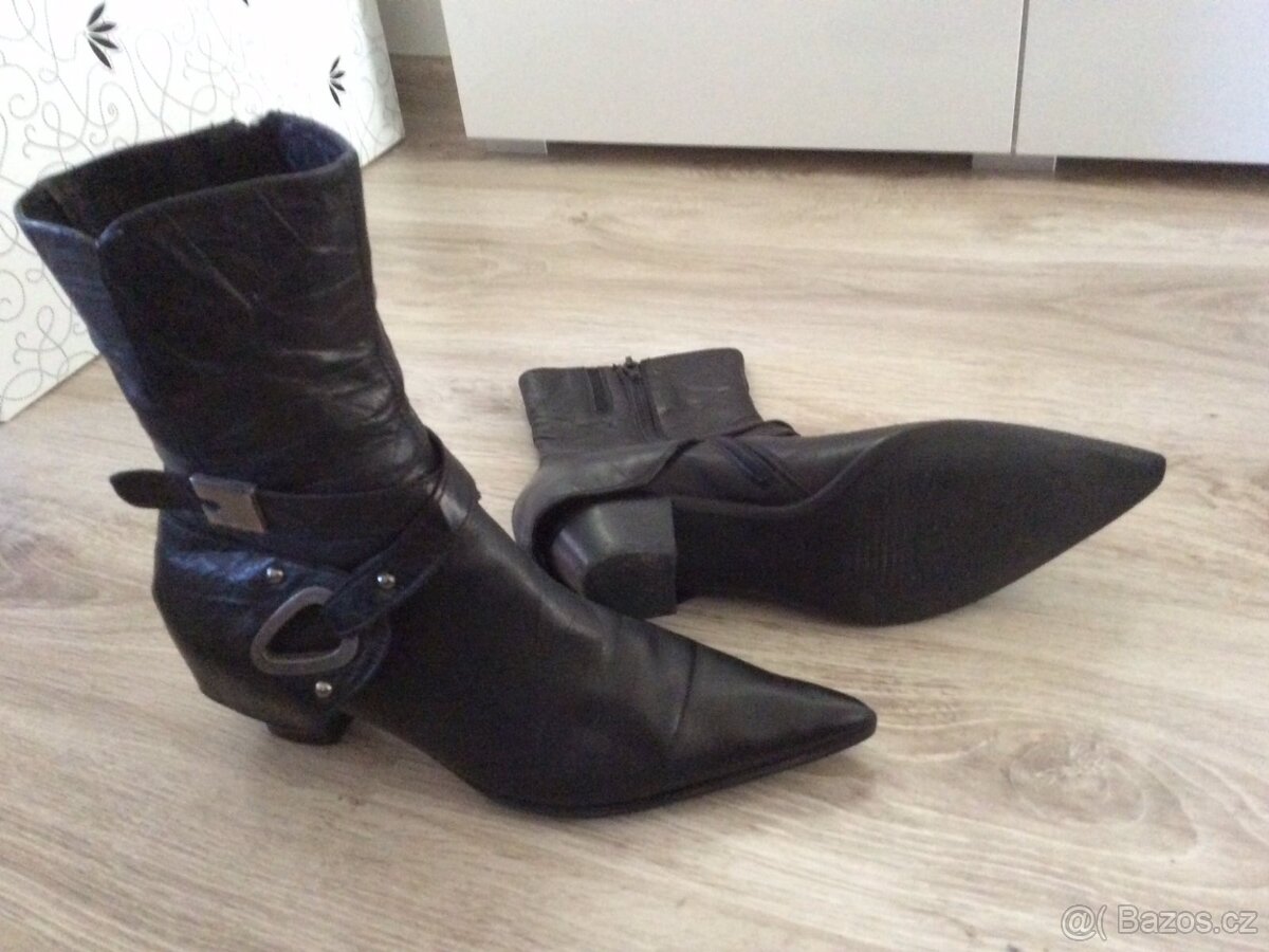 Dámské boty pro úzké nohy, vel.37,5. - 7