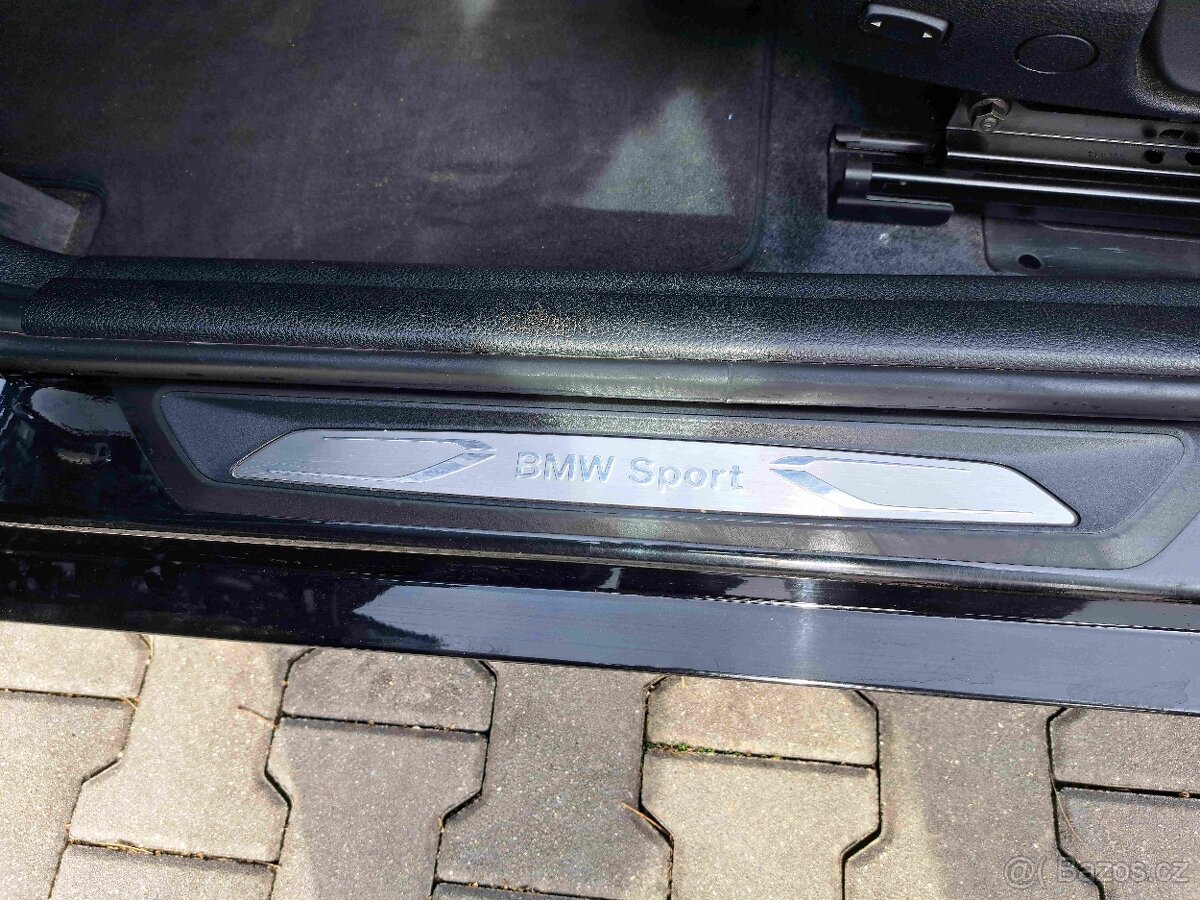 BMW 116d Sport Perfektní stav - 7
