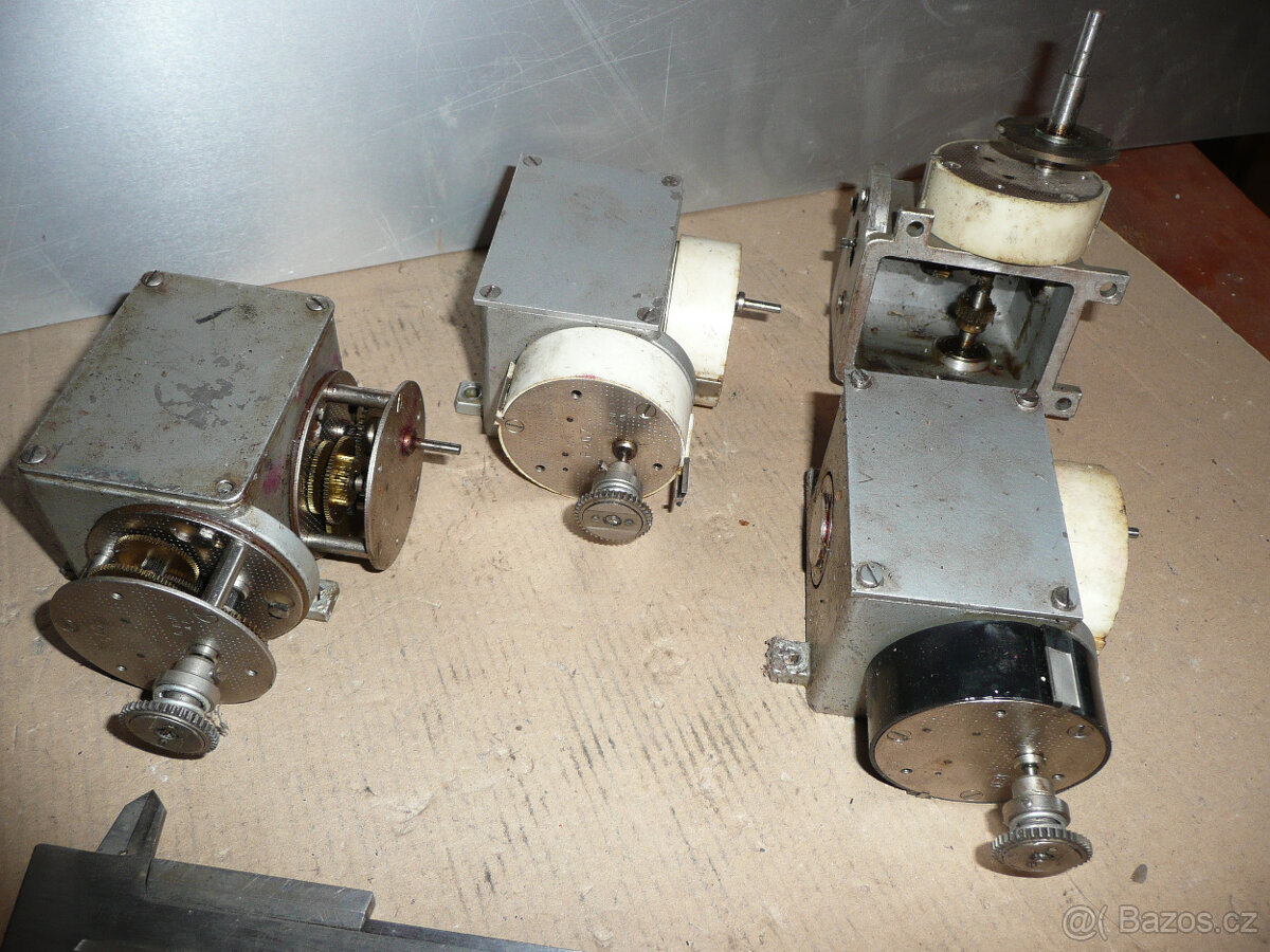 Hodinové stroje - 7