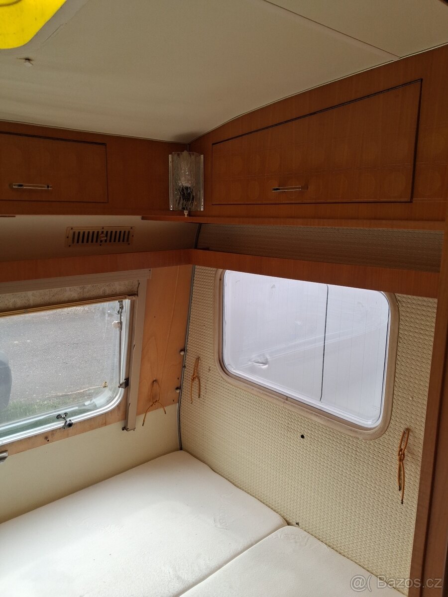 Prodám dvouosý karavan tabbert - 7