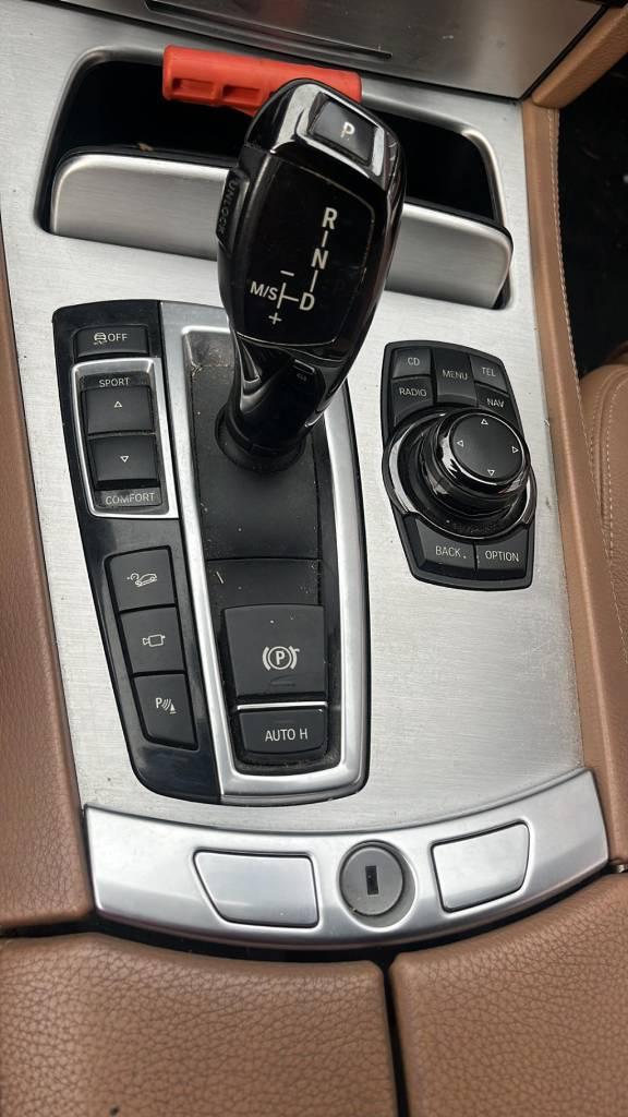 BMW 7 4,4 V8 32V Bi-Turbo - 7