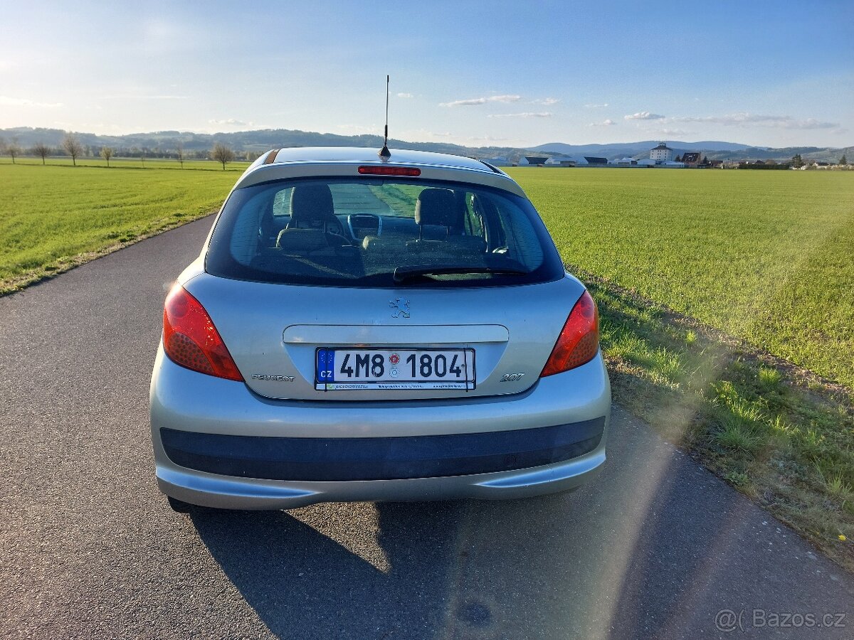 Prodám Peugeot - 7
