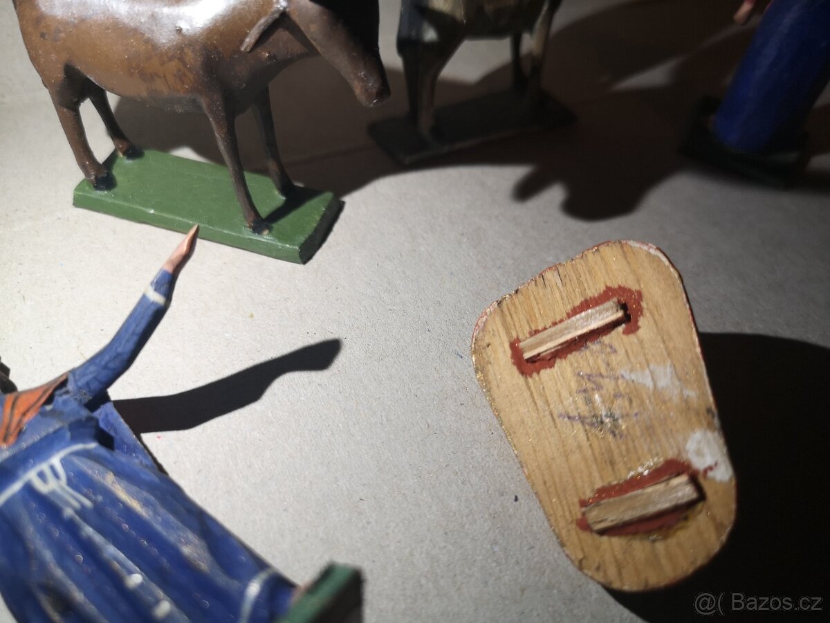 starý kralický betlém - už jen Svatá Rodina+Tři Králové - 7