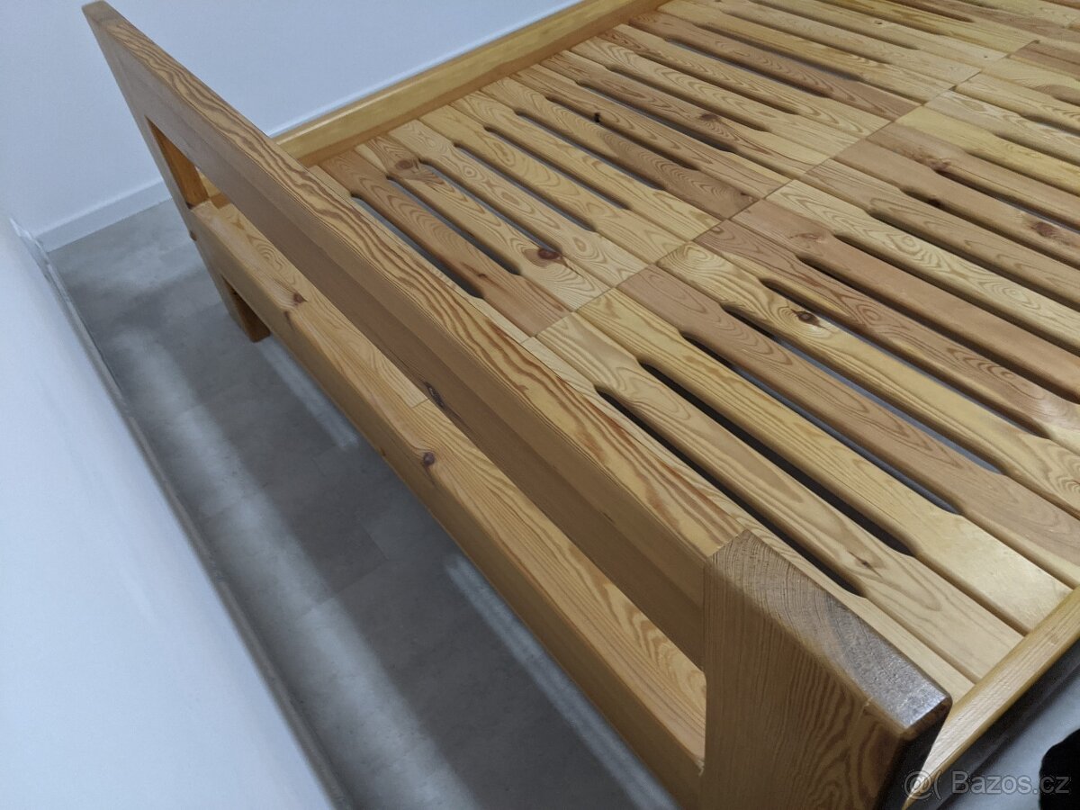 Manželská postel z masivu - 7