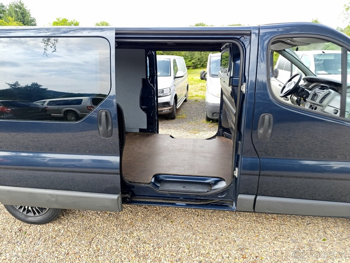 Opel Vivaro 1.9 DCi long klima 2x b.dveře - 7