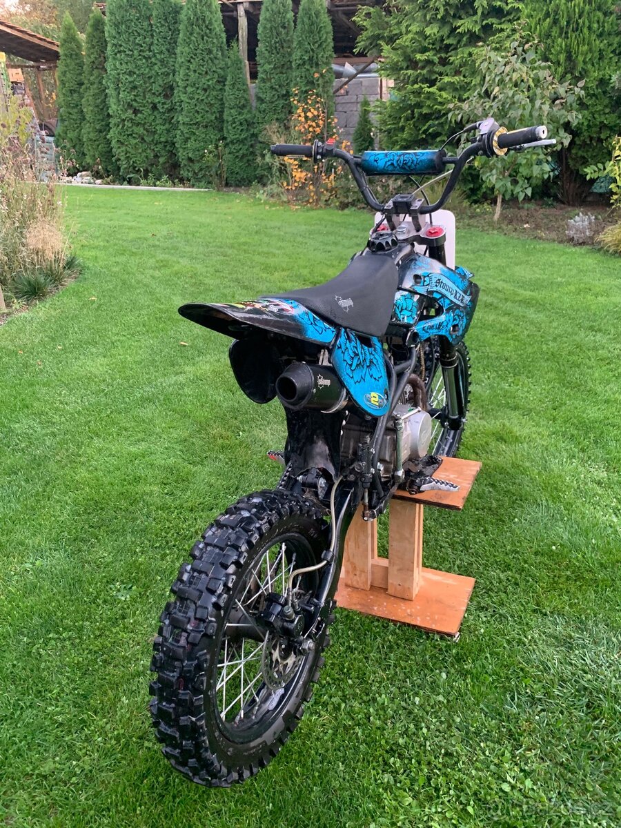 Pitbike stomp KZR 125 - 7