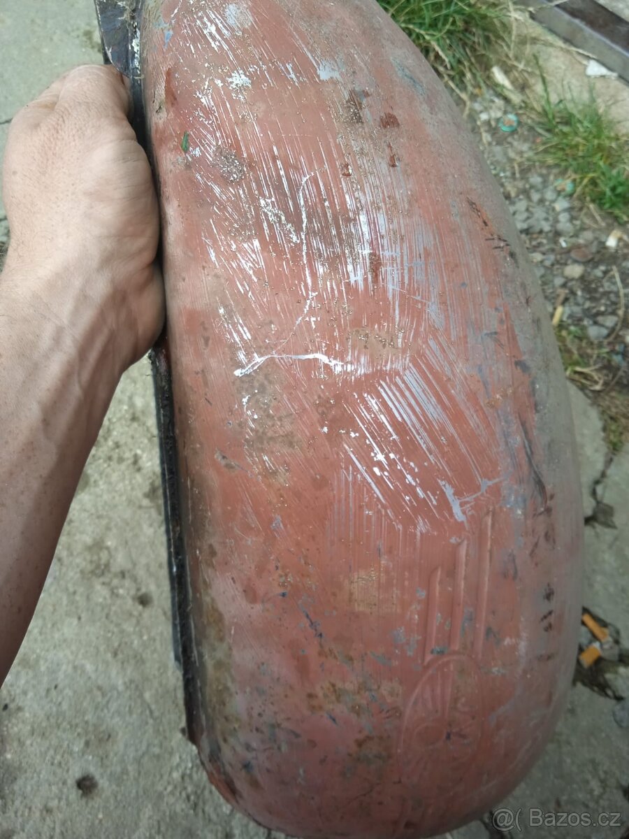 Prodám nádrž na Jawu, čz 250 - 7