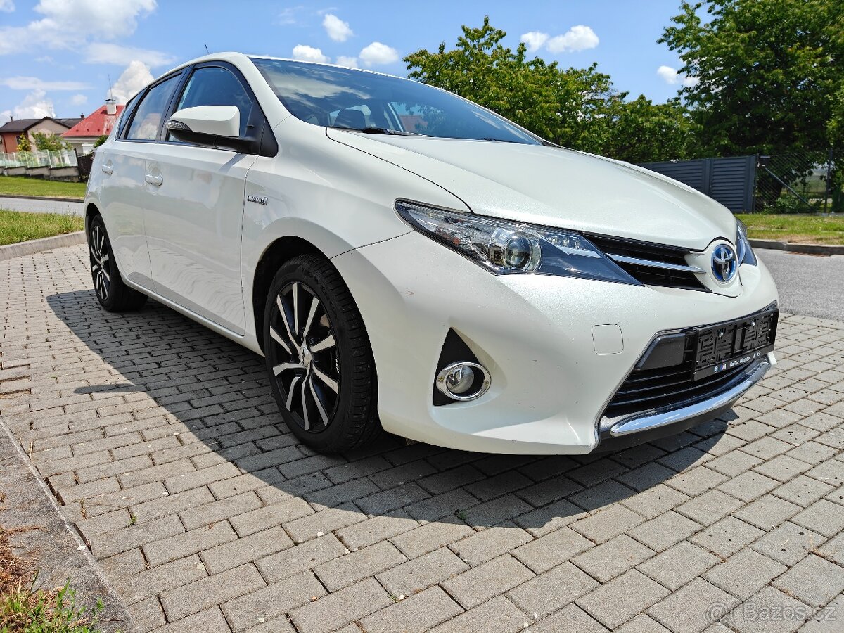 Toyota Auris 1.8 hybrid - 7