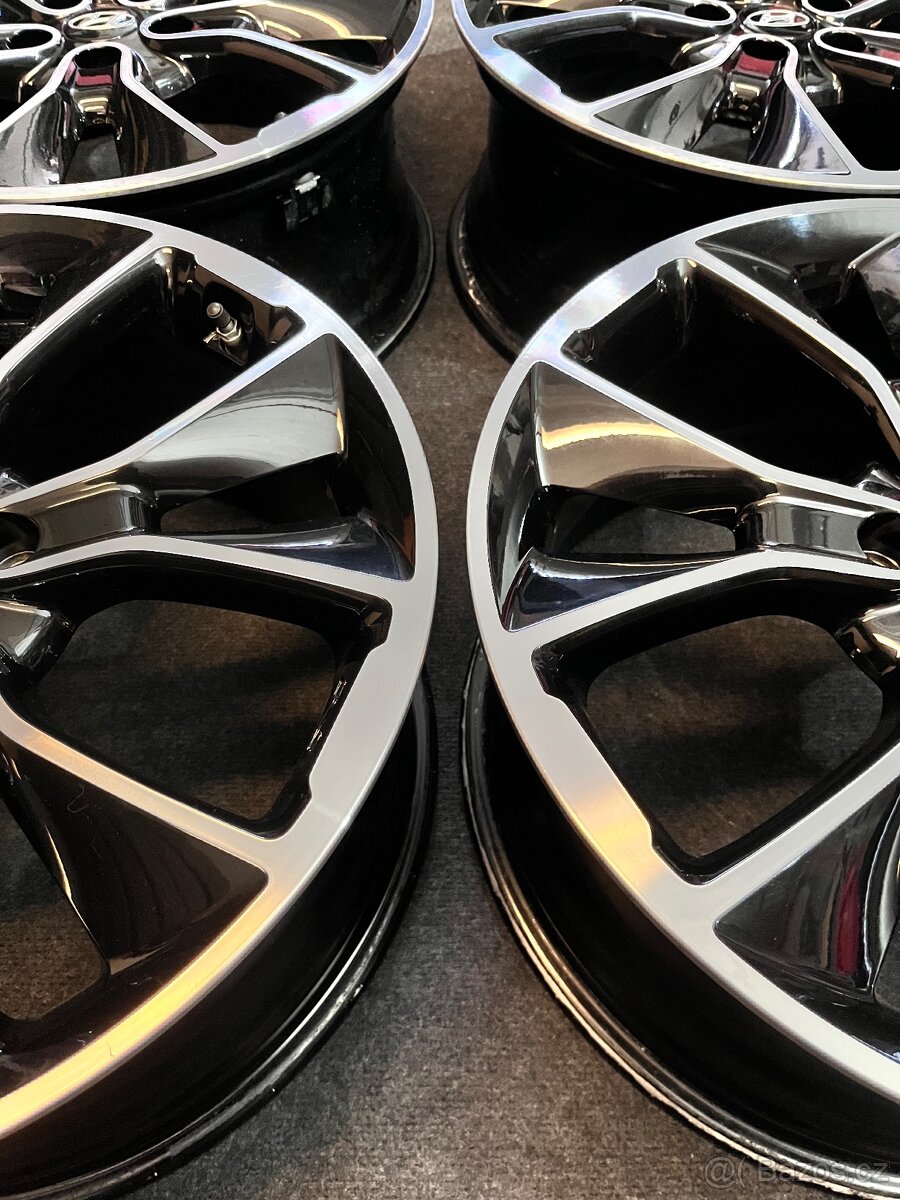 5x114,3 R19 HYUNDAI i30N - originál alu disky - 7