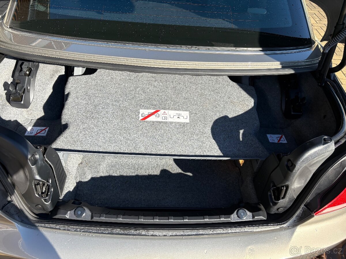 BMW 320i Coupé (E92), Kabriole - 7