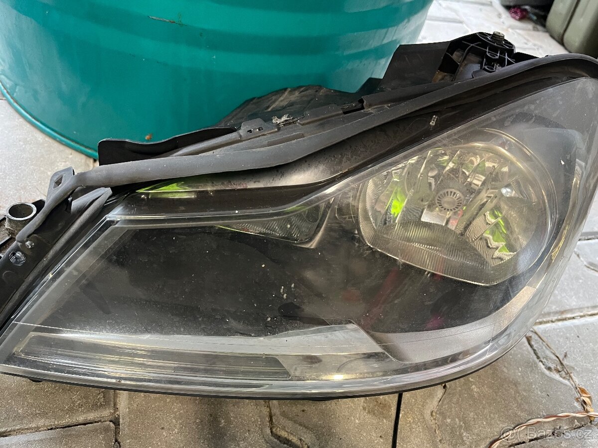 Mercedes-Benz nahradní dily GLE, GLS,W124,, W164, W222 atd. - 7