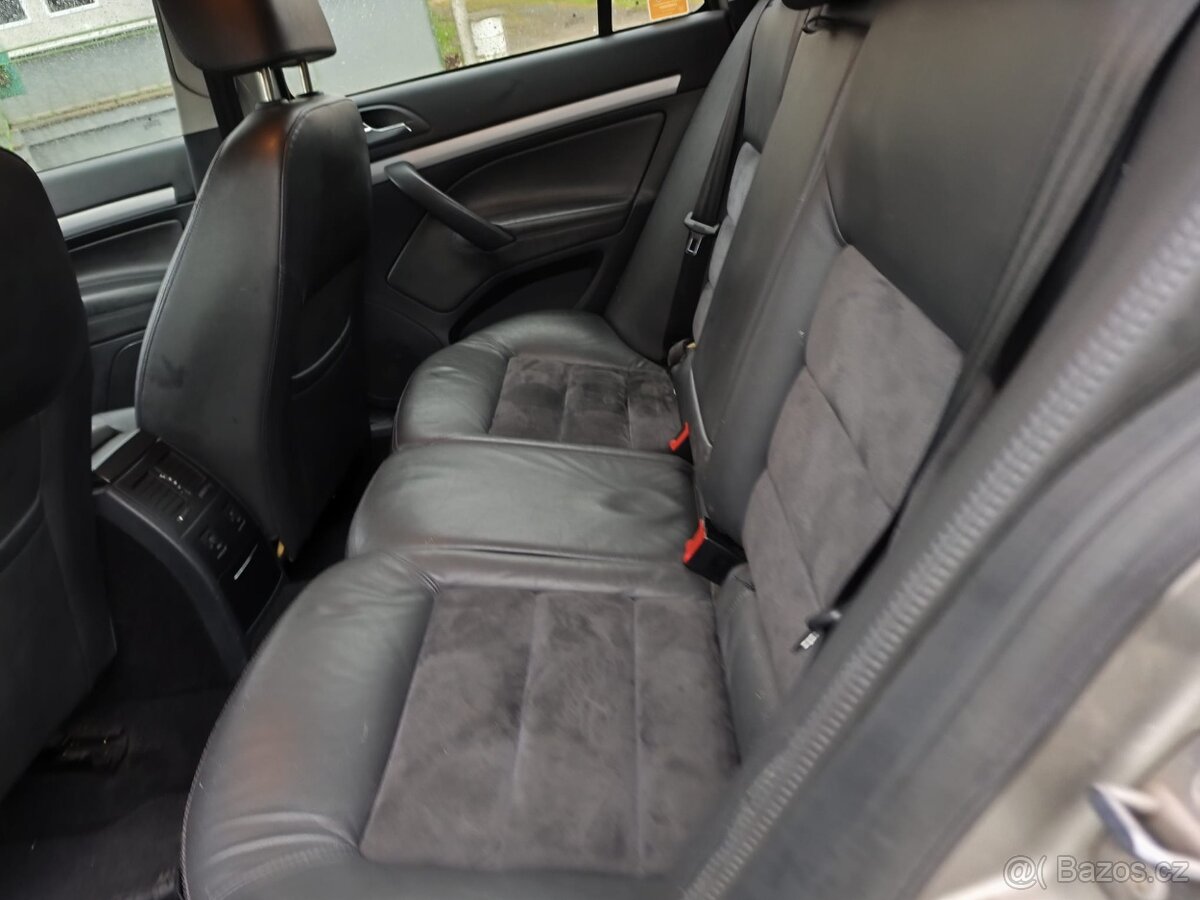 Škoda Octavia 2 Scout tdi - 7