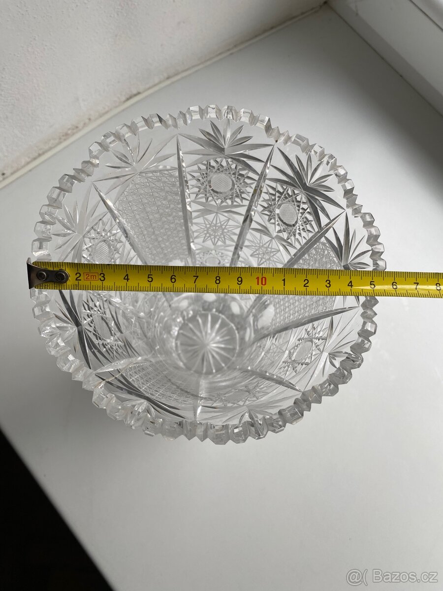 Broušená křišťálová váza - 7
