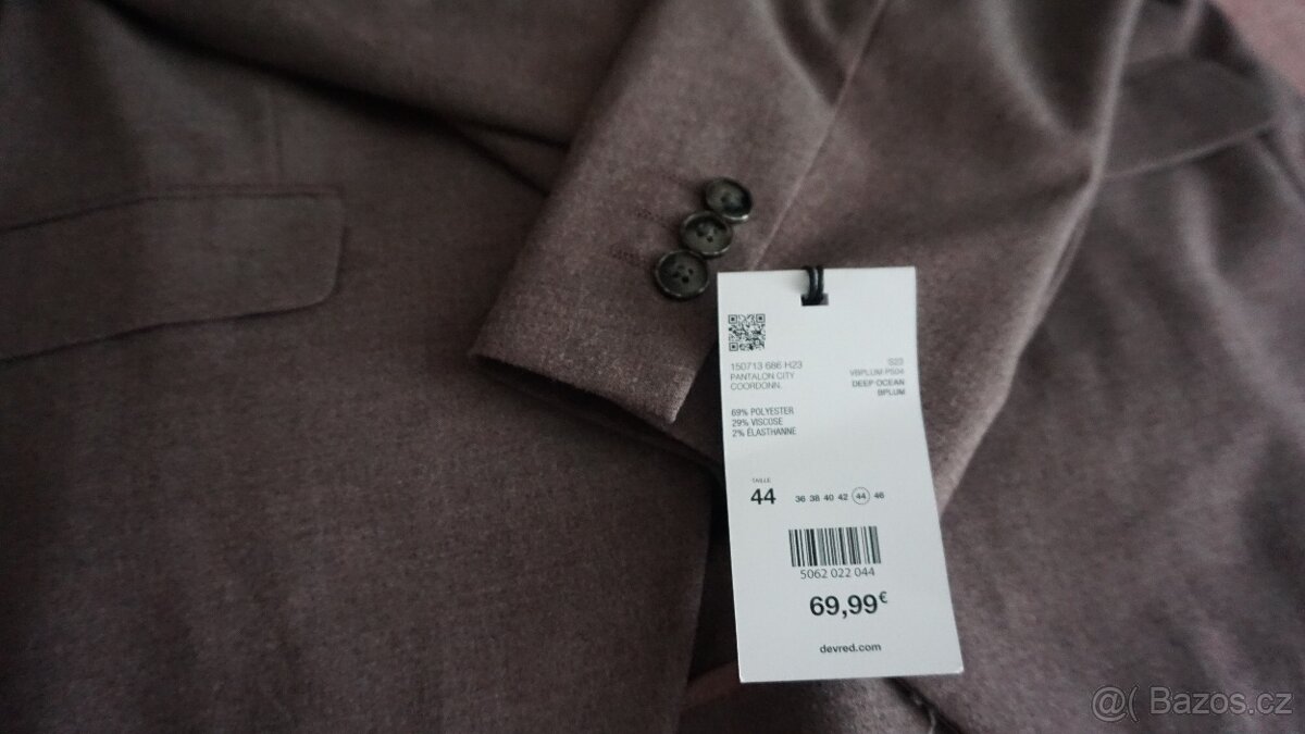Nový dvoudílný pánský oblek zn. Devred - 7