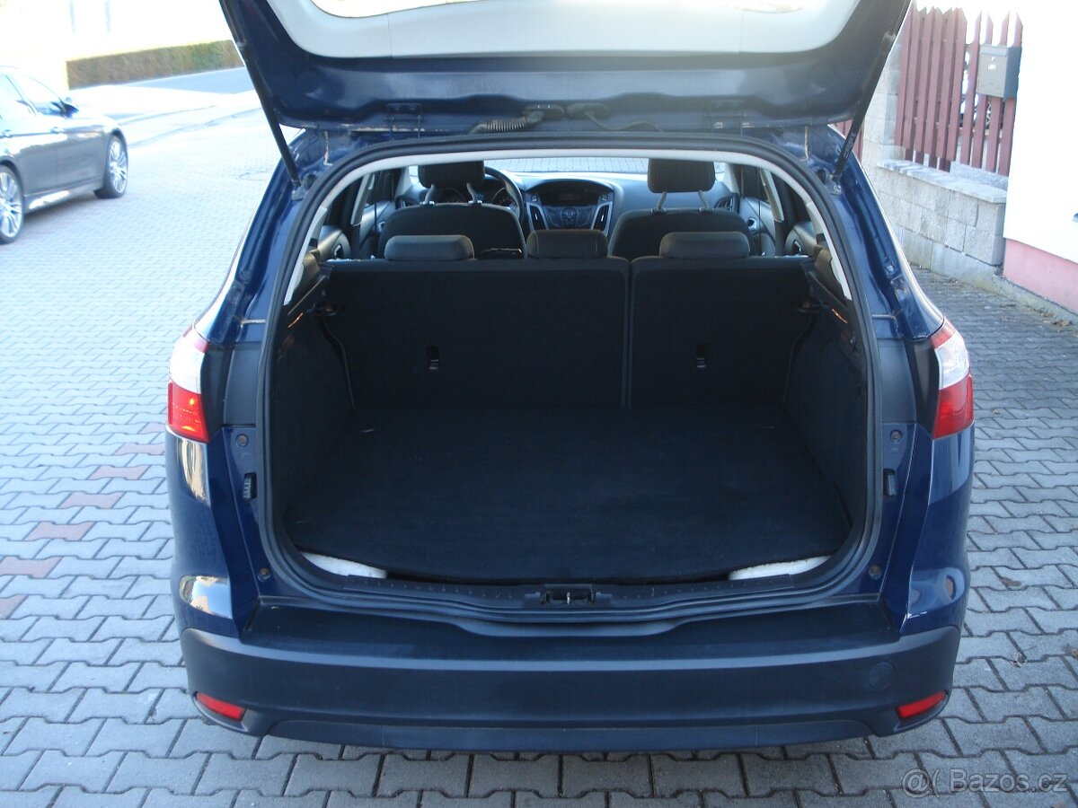 Ford Focus Kombi 1.6 + LPG - 7