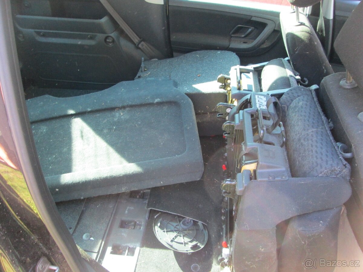 Škoda Roomster 1.6TDi 2011 ujeto 85tis.km náhradní díly - 7