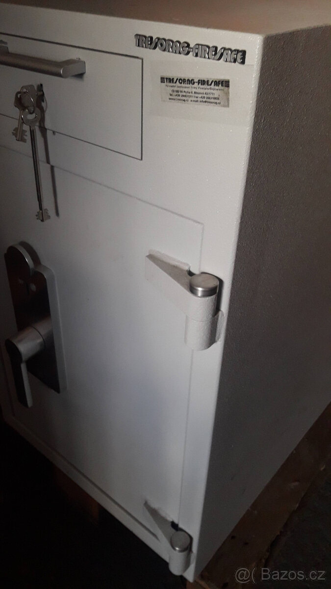 Trezor vhozový 150kg - 7