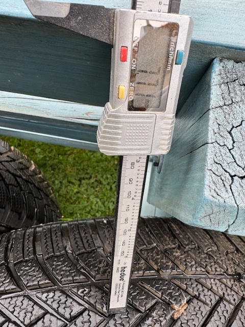 245/65/17 zimní Bridgestone - 7