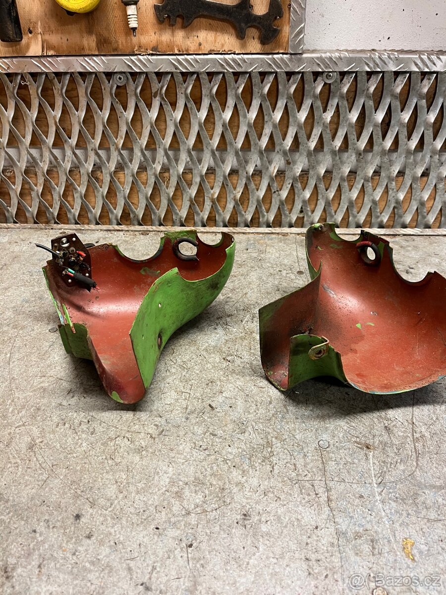 Přední maska/kaplička Jawa pionýr 555 - 7